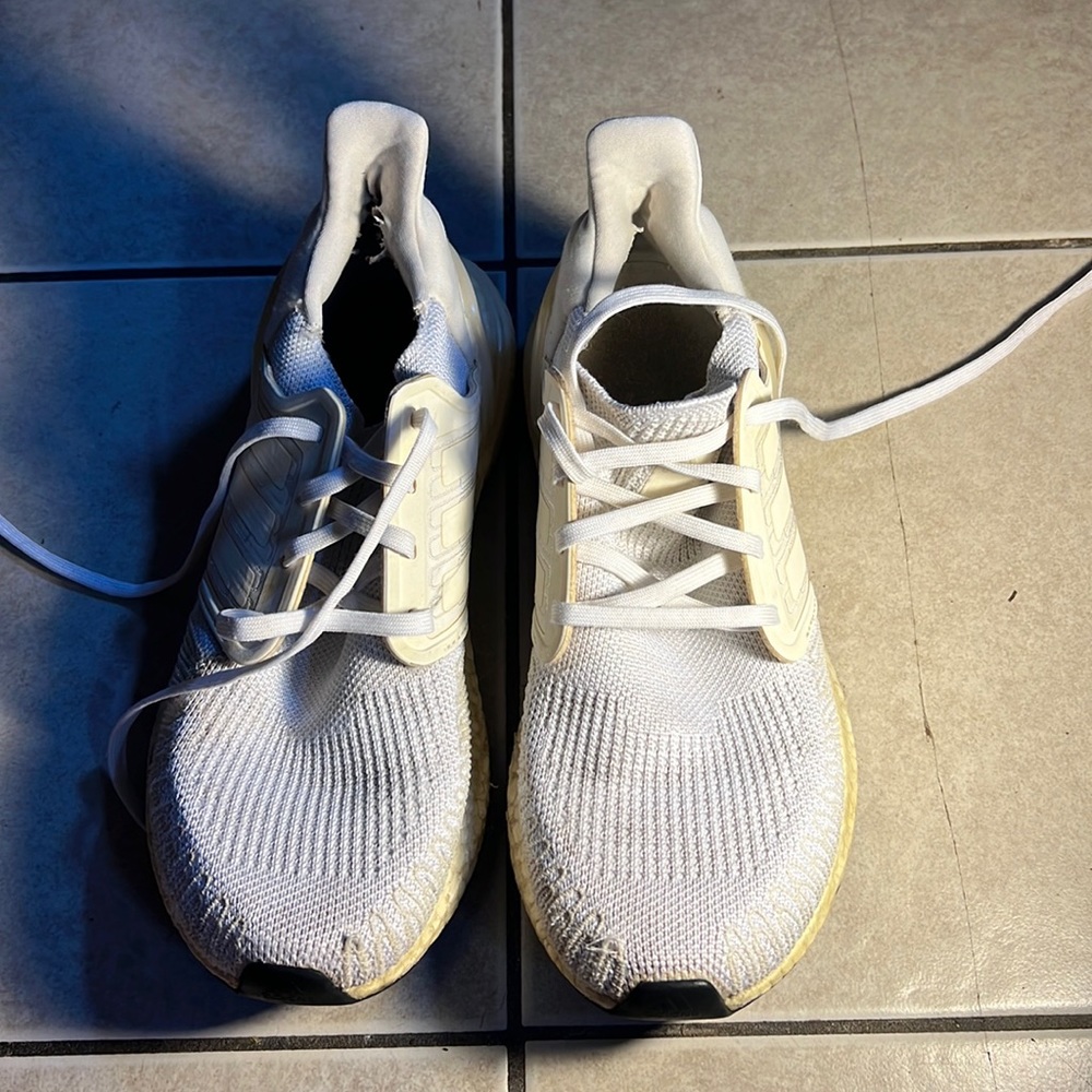 Adidas women’s ultra boost, size 9
